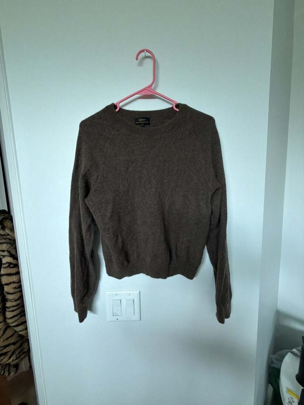 Quince Women's 100% Mongolian Cashmere Crew Neck Sweater